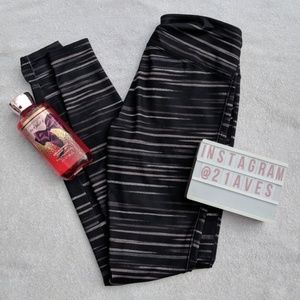 NWOT Black Striped Columbia Leggings Size XS